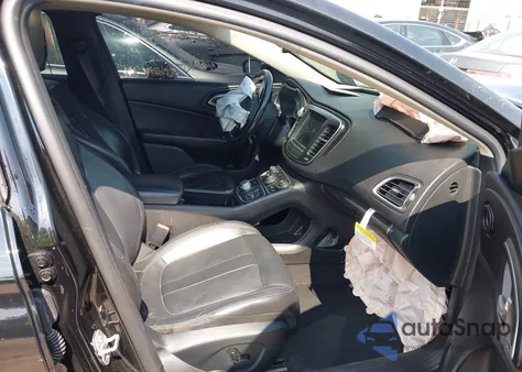 2016 Chrysler 200 Limited Platinum из США, поврежденный, VIN 1C3CCCAB5GN178767